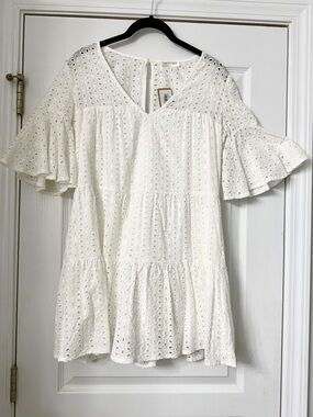 vestique White Eyelet Tiered V-Neck Babydoll Dress